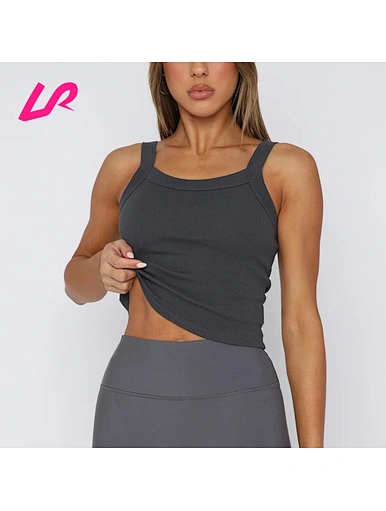 Upgrade your casual style with our square neck cropped tank top. Shop now for a range of sizes and colors to elevate your wardrobe with our square neck cropped tank top.